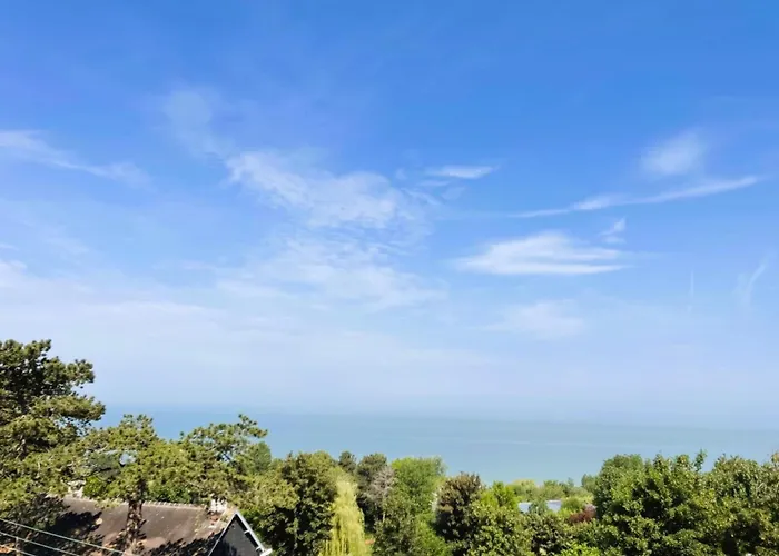Aux Flots Bleus Avec Balcon Et Vue Sur Apartament Trouville-sur-Mer